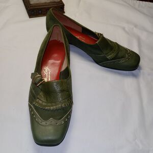 Little Lady 1960s Oxford Size 7 1/2 Buster Brown Green Flats Leather Suede